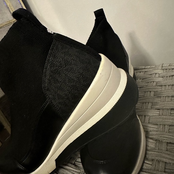 MK  Ankle Boots - Picture 1 of 7